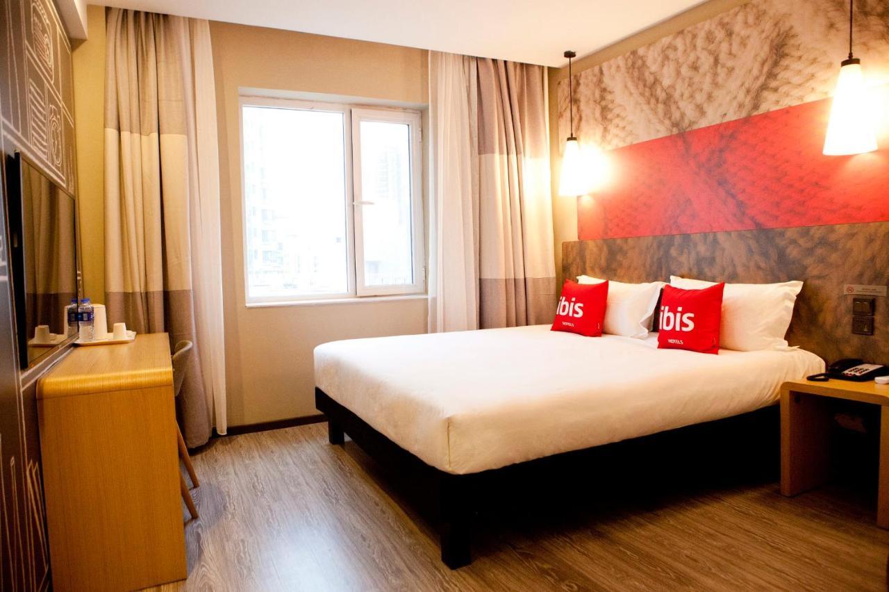 Ibis Tianjin Railway Station North Square Hotel Exterior foto